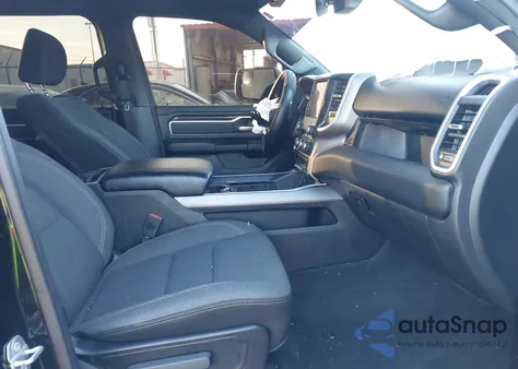 2022 Ram 1500 Big Horn 4X4 6'4 Box from USA, damaged, VIN 1C6RRFMG4NN193410